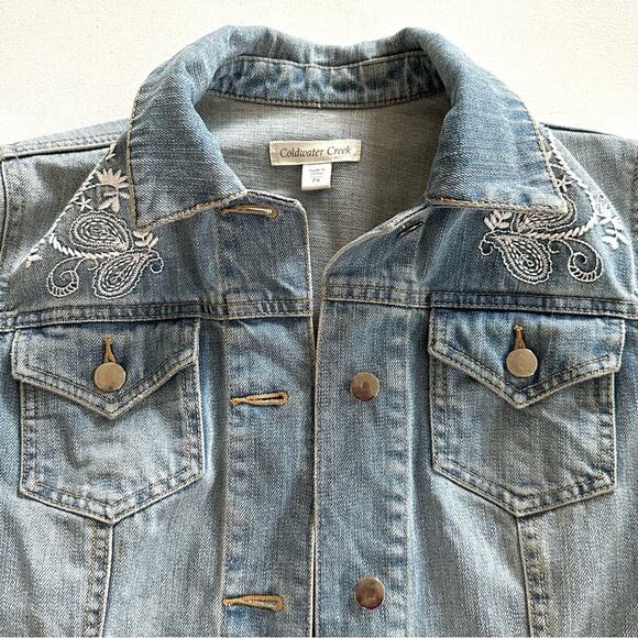 Coldwater Creek Jean Jacket Light Wash Distressed White Embroidered Denim  4P - Picture 7 of 12
